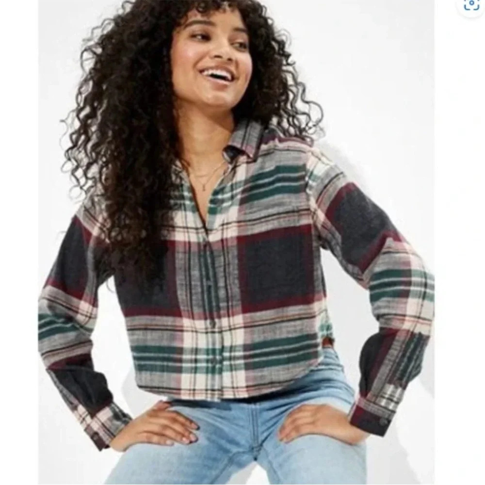 American Eagle Cropped Button Up Flannel